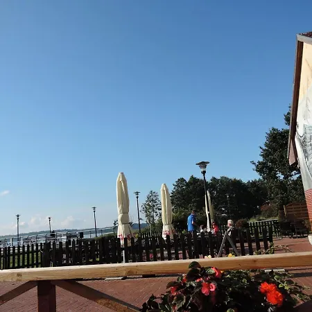 By Szczecin Lagoon With Garden *