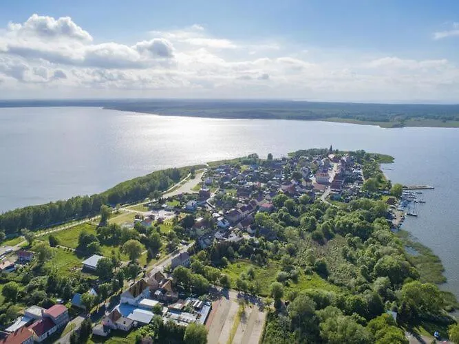 By Szczecin Lagoon With Garden * نوفي فاربنو