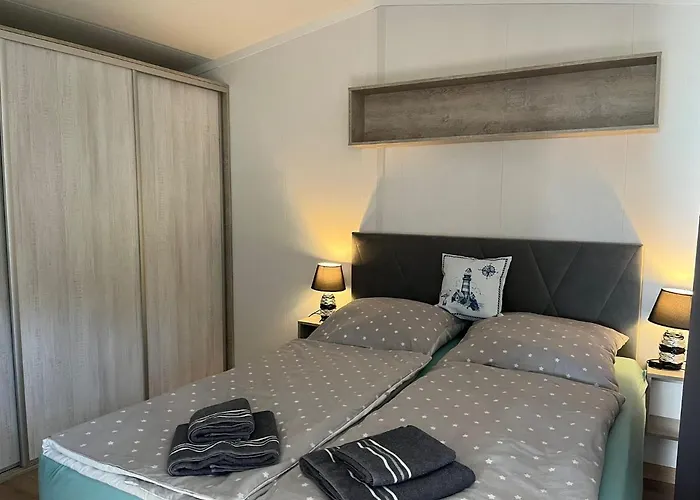 By Szczecin Lagoon With Garden * نوفي فاربنو